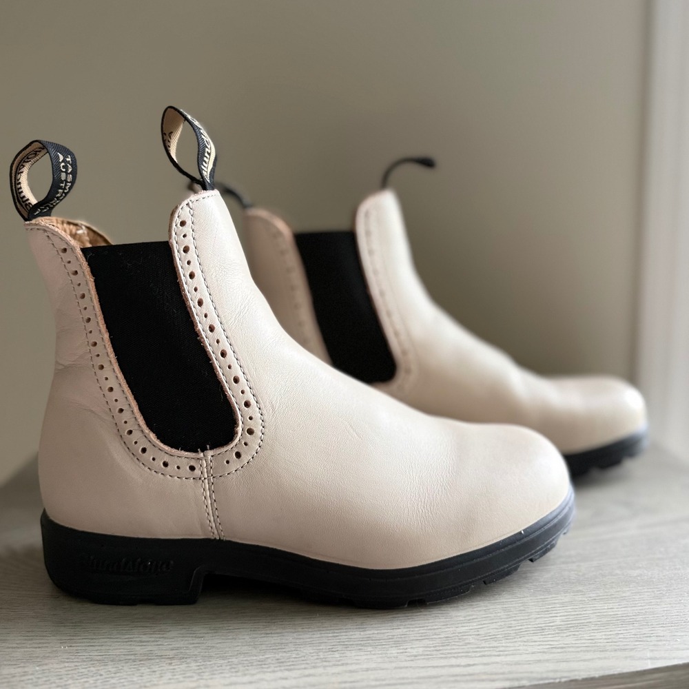 Blundstone #2156 Pearl White Leather Chelsea Boots Women's US 8 AU 5 like new!